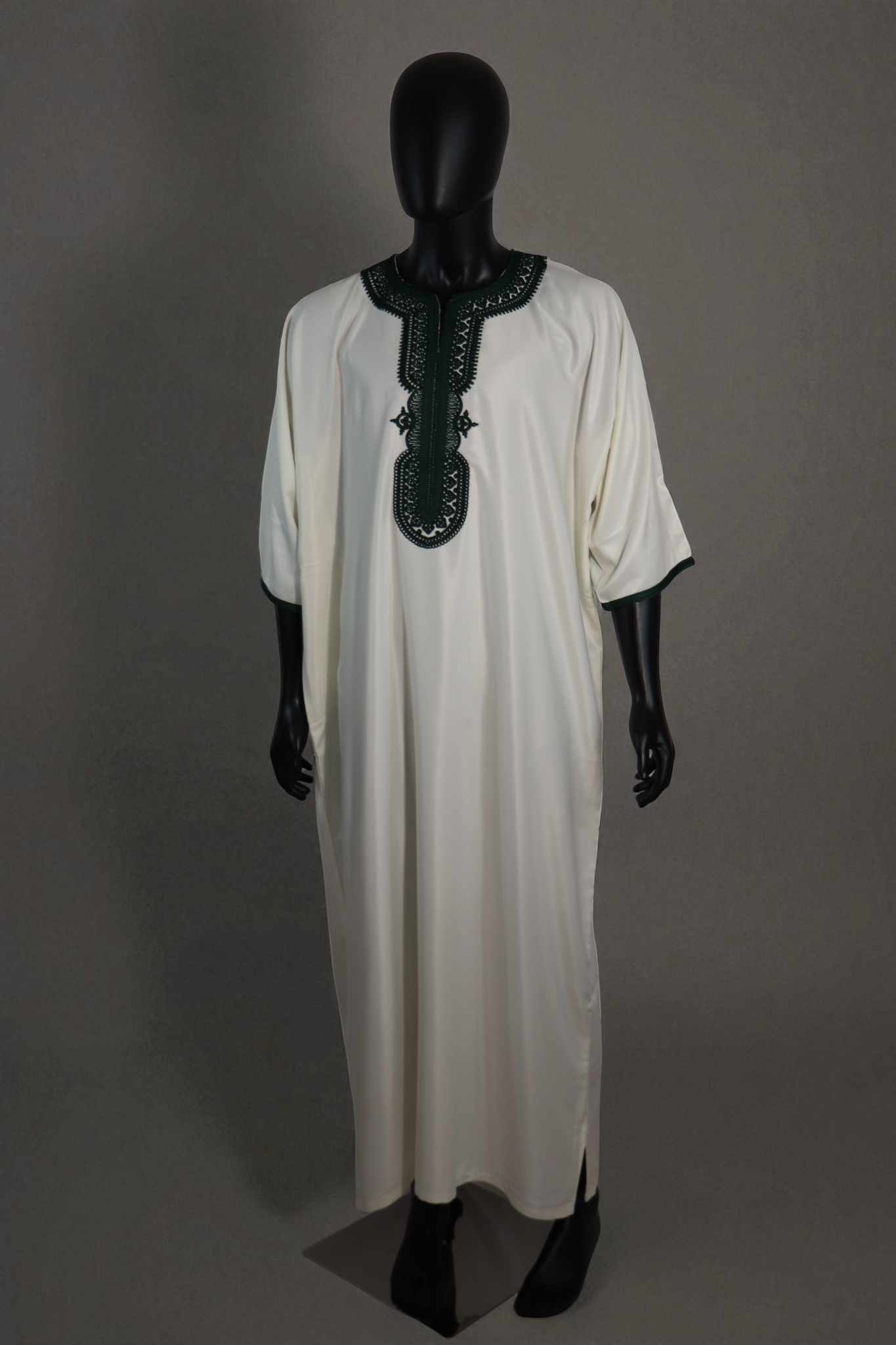 White Moroccan Thobe with embroidery 