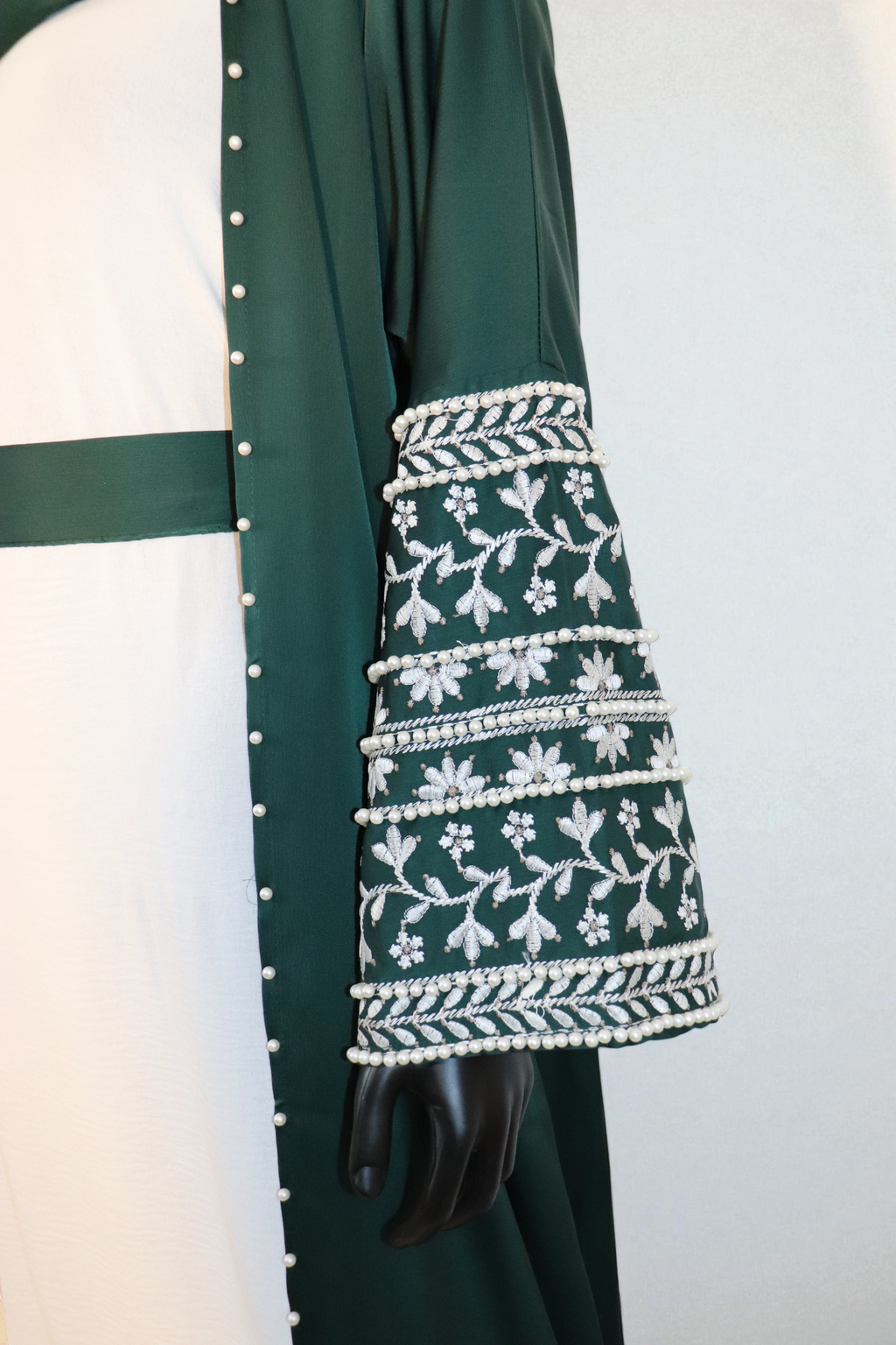 Emerald Dream Abaya Set: Embroidered Sleeves