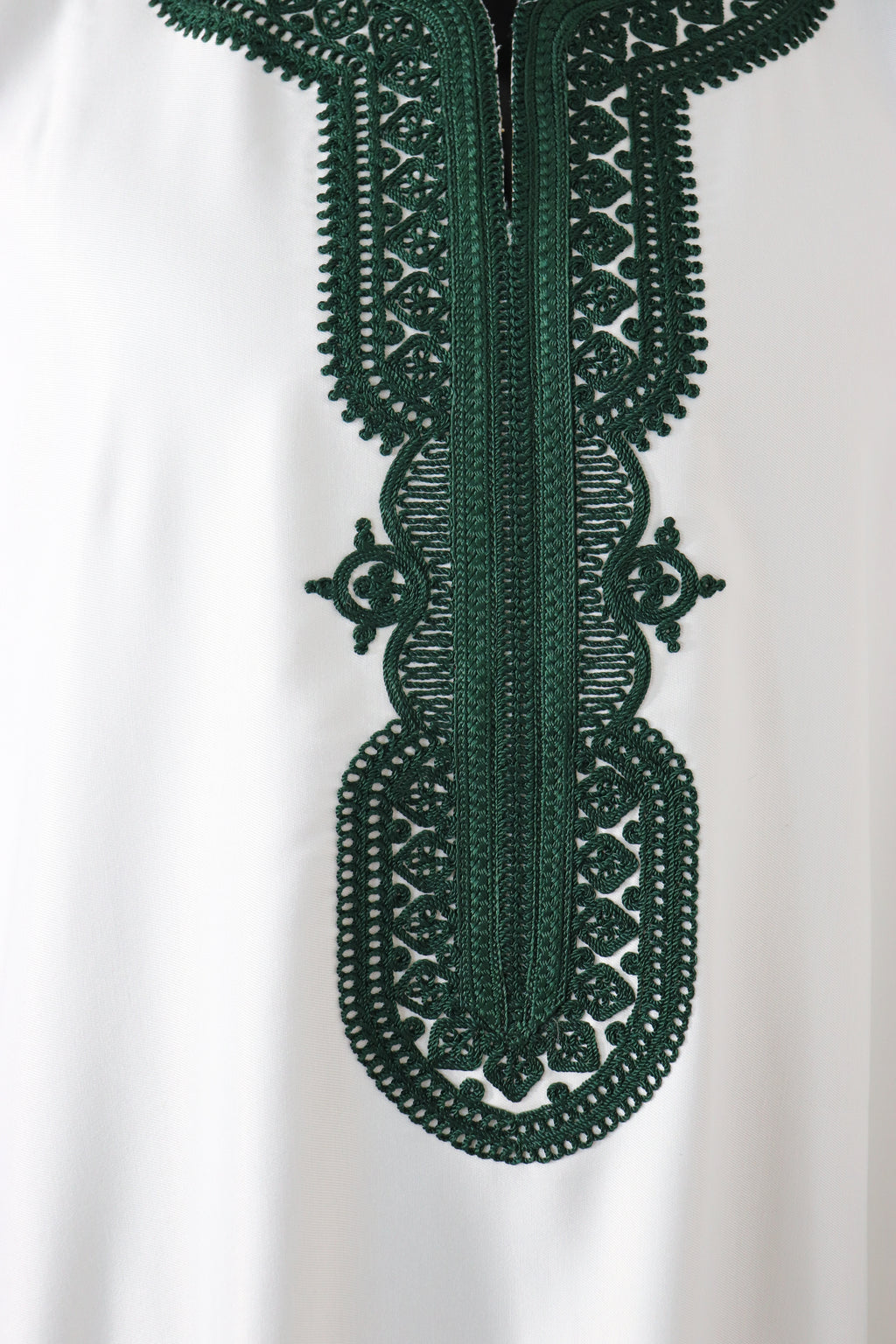 White Moroccan Thobe with embroidery 