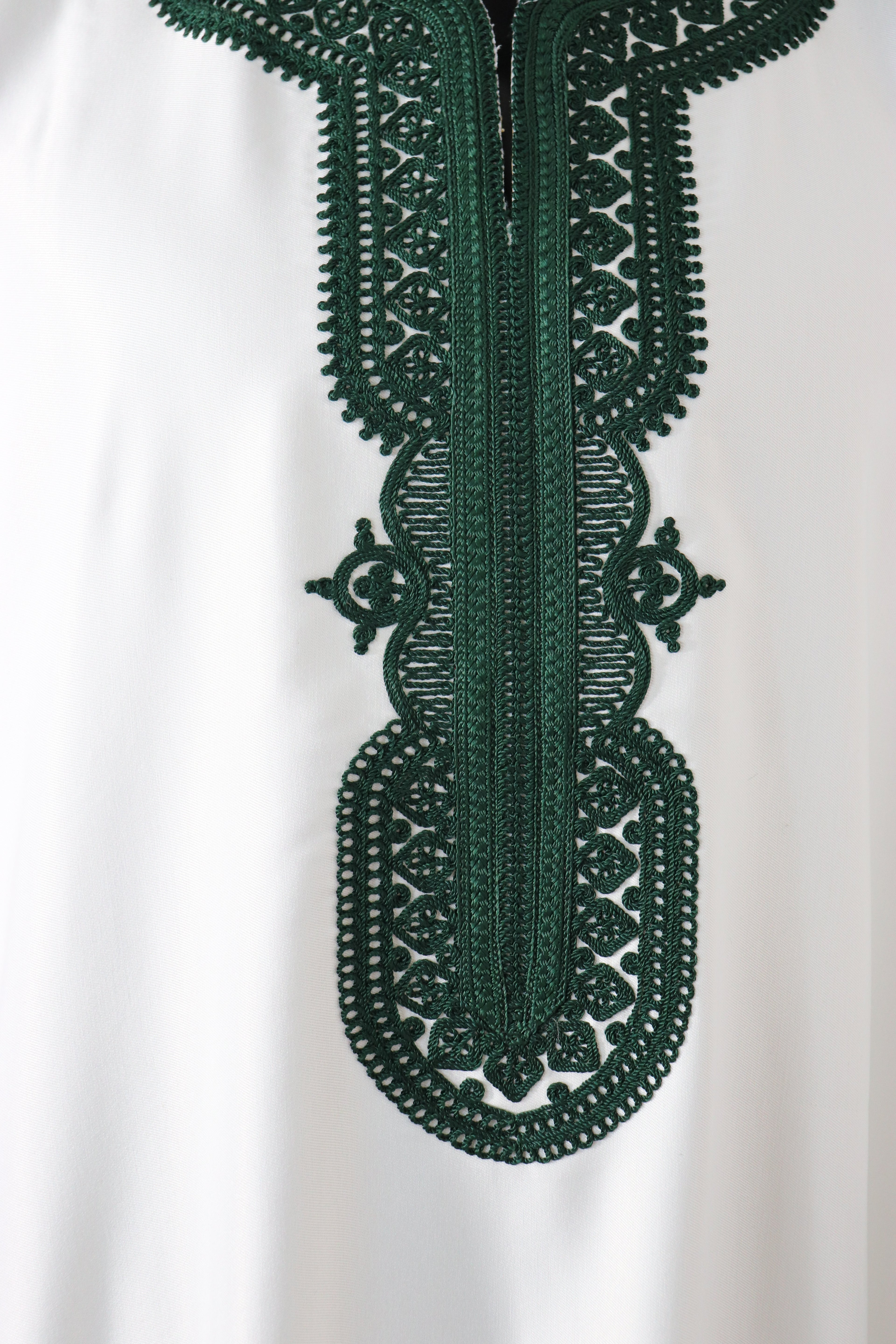White Moroccan Thobe with embroidery 