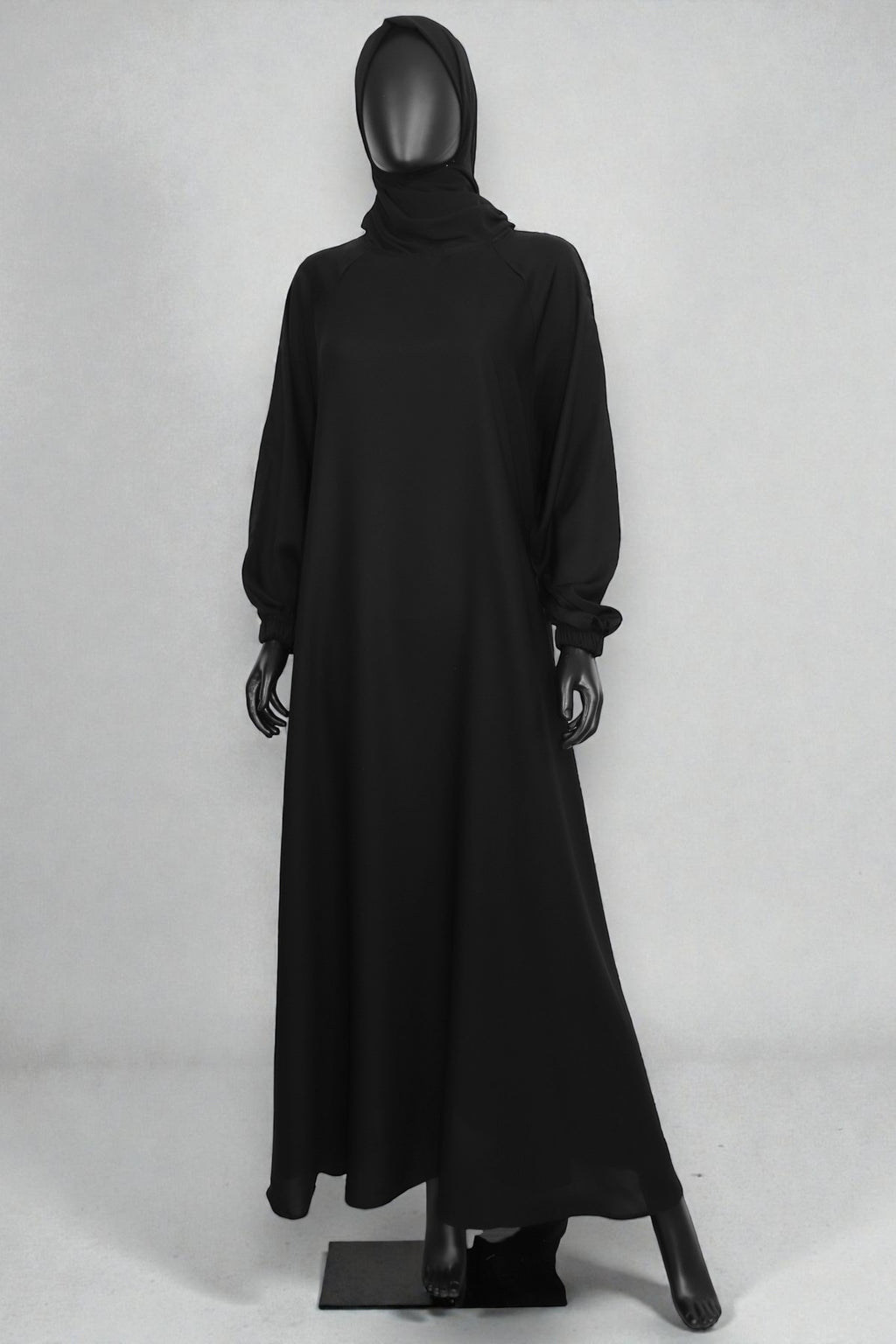 Closed cuffed Abaya with Pocket