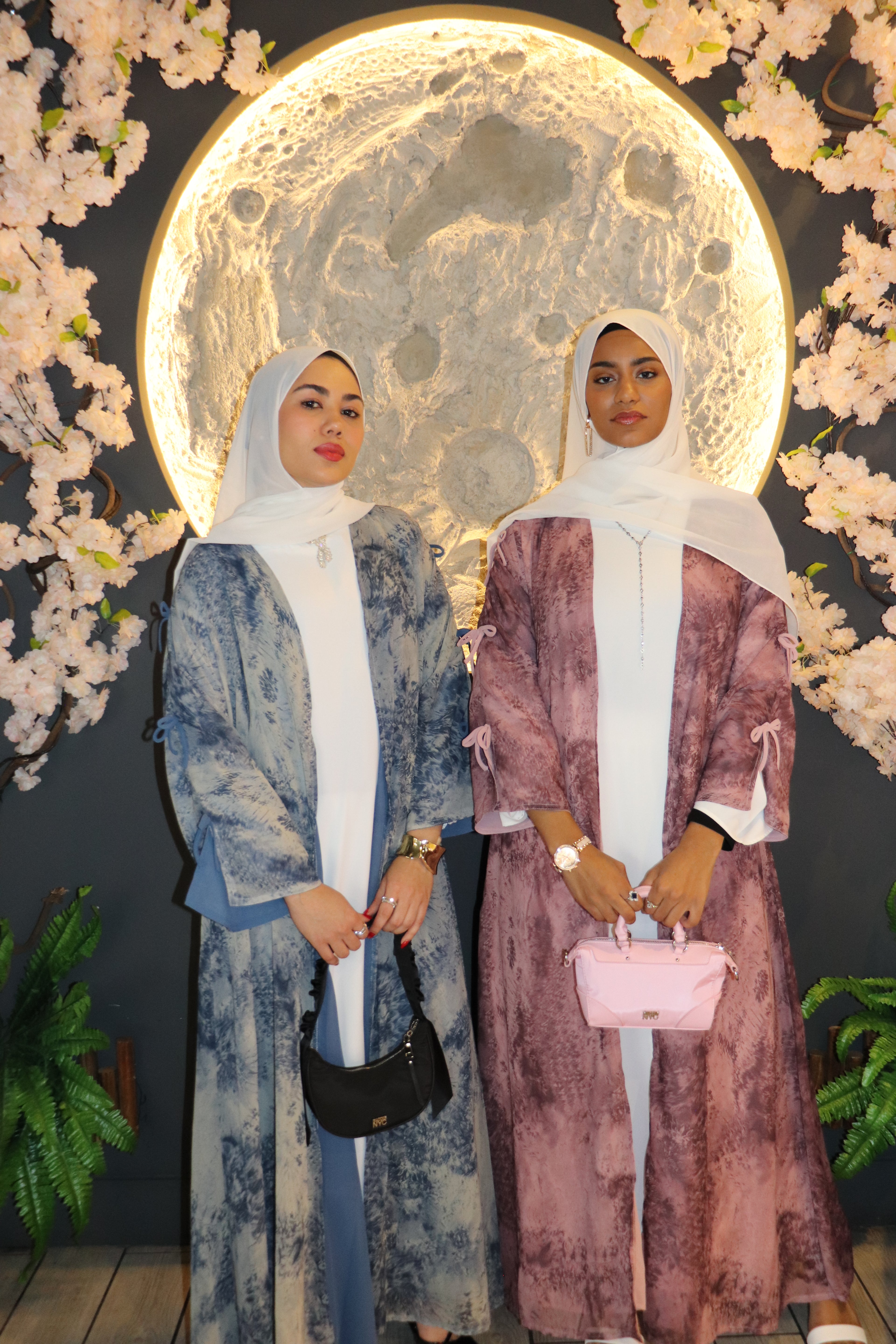 Abstract-Print Abaya with Bow-Tie Sleeve