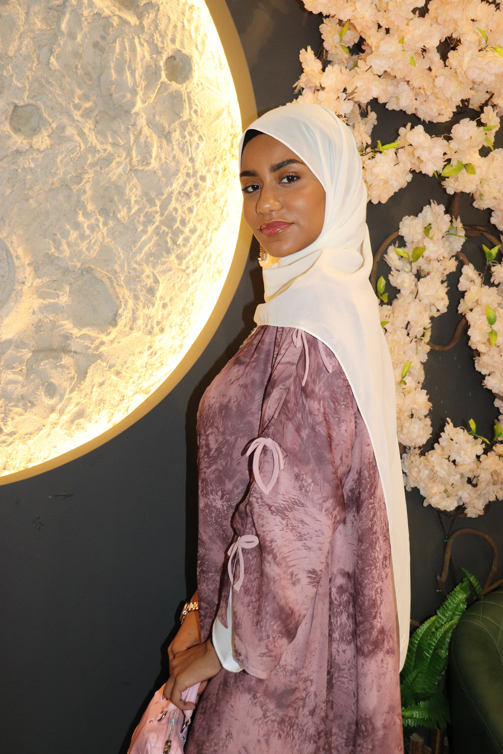 Abstract-Print Abaya with Bow-Tie Sleeve