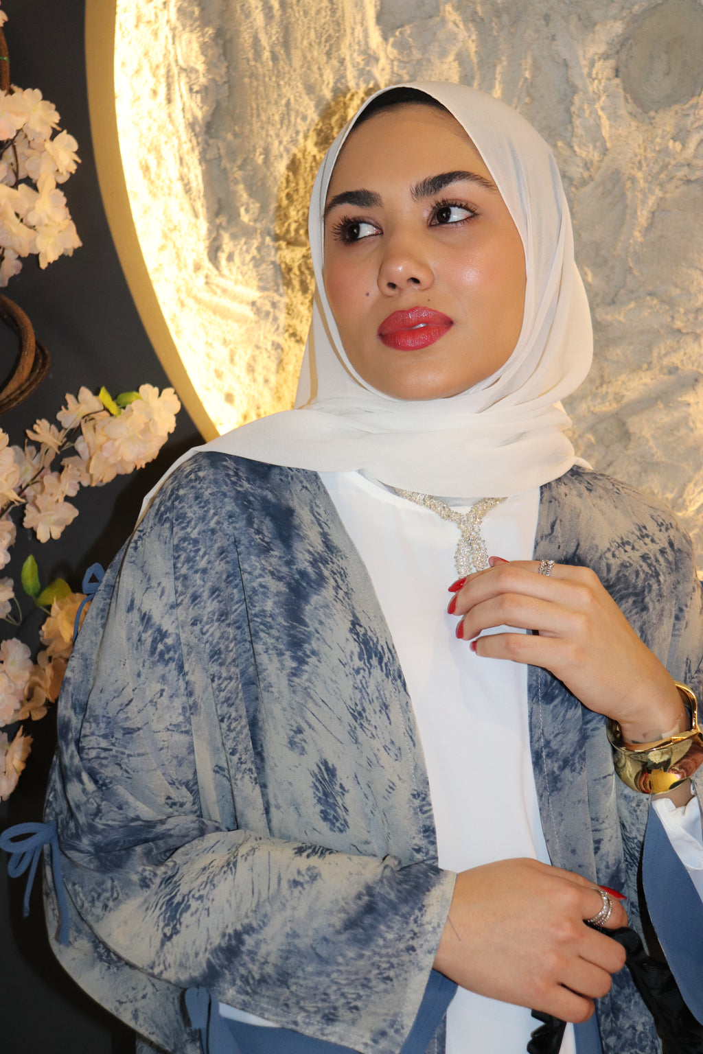 Abstract-Print Abaya with Bow-Tie Sleeve