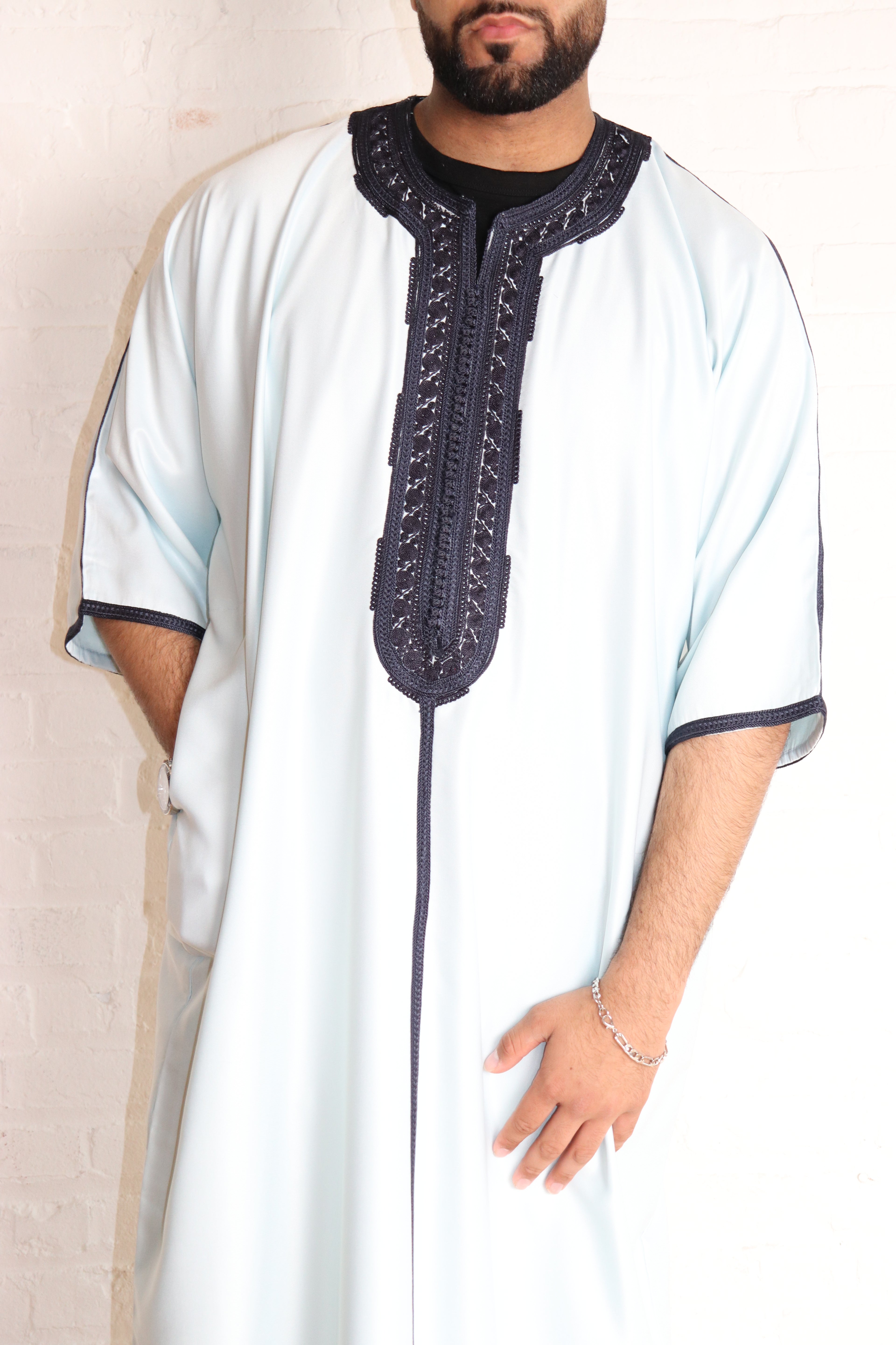 Traditional Double-Embroidered Gabardine Thobe