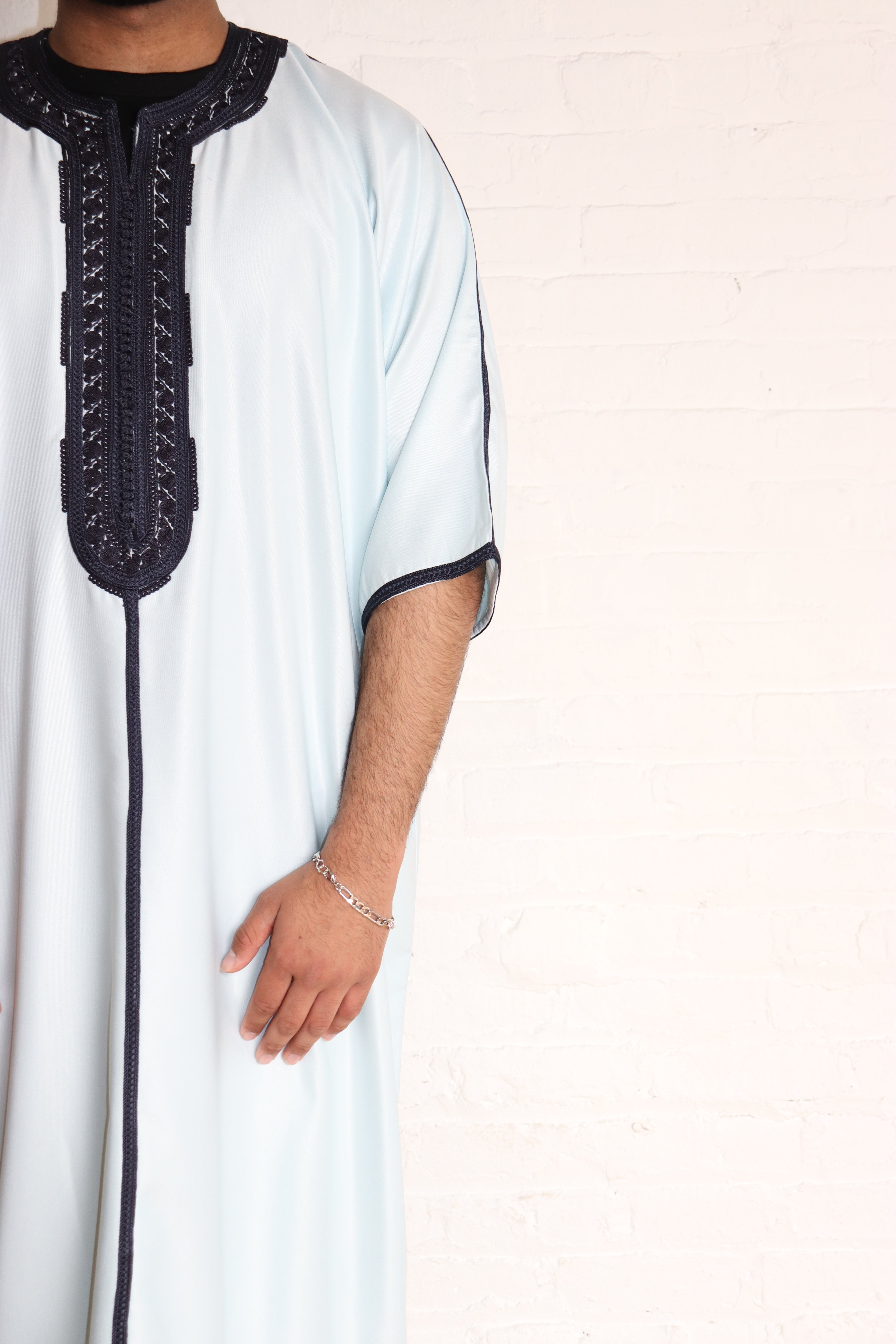 Traditional Double-Embroidered Gabardine Thobe