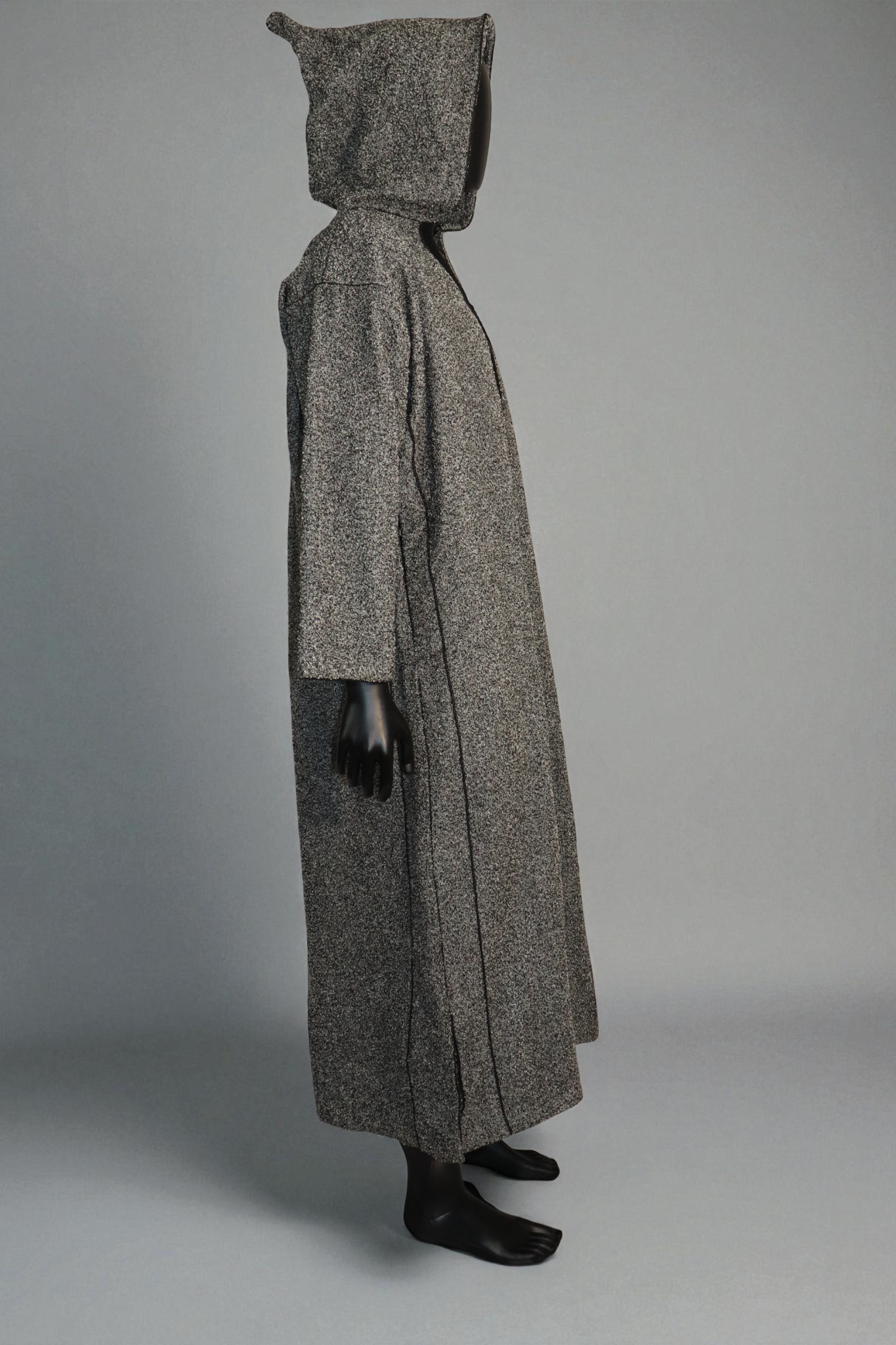 The Textured Winter Thobe