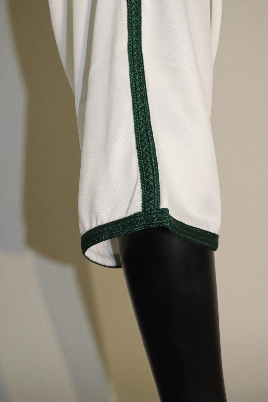 White Moroccan Thobe with embroidery 